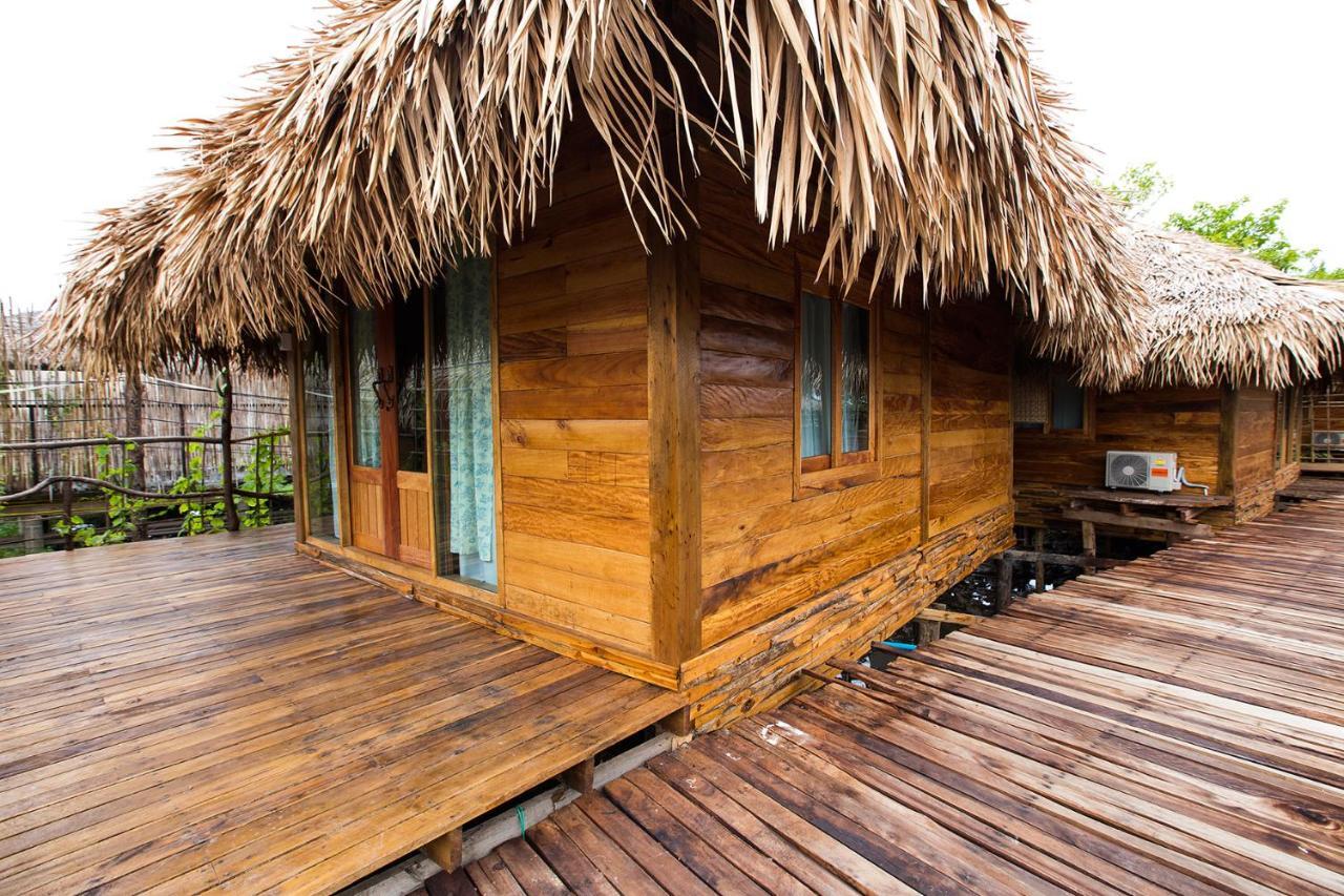 Отель Baan​ Tonlamphu​ Pakpra Пхаттхалунг Экстерьер фото